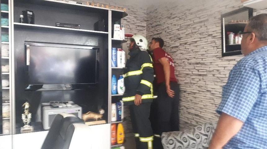 İş Yerinde Çıkan Yangın Korkuttu