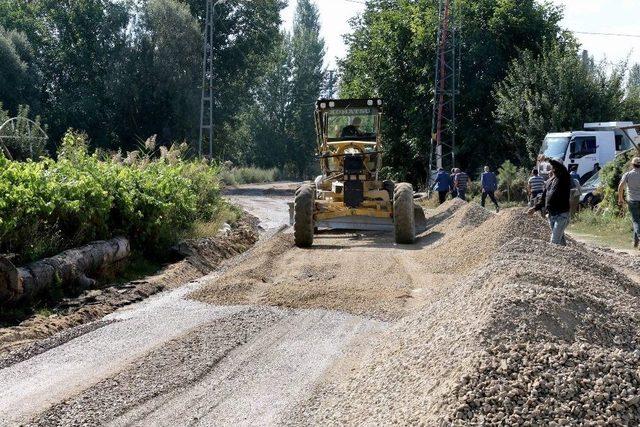 Yahyalı’da Yerköy Mahallesi Yol Yapım Çalışması Başladı