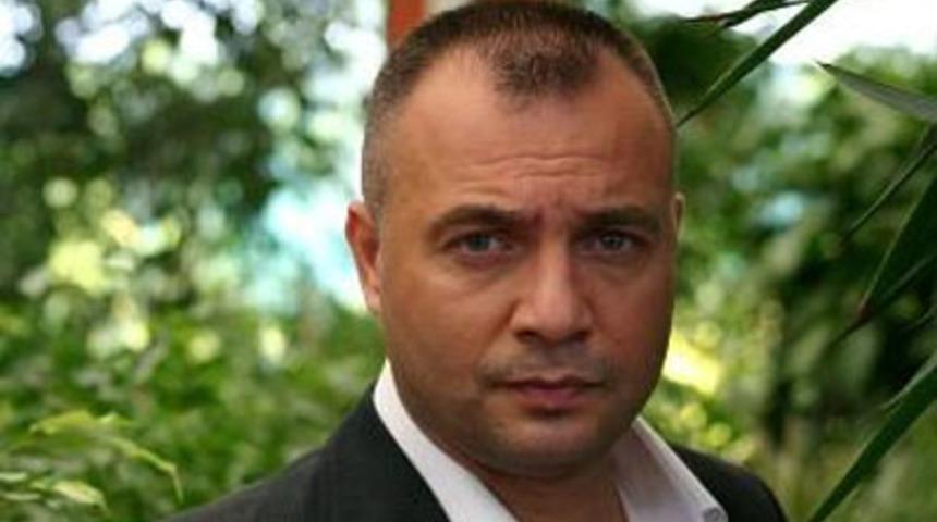 Oktay Kaynarca A&ccedil;lıktan &Ouml;l&uuml;yor