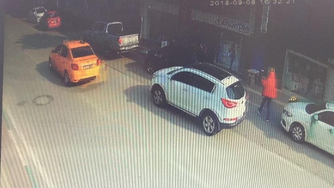 Gelin Arabalı Ve Kalaşnikoflu Soygun Girişiminin Yeni G&ouml;r&uuml;nt&uuml;leri Ortaya &Ccedil;ıktı