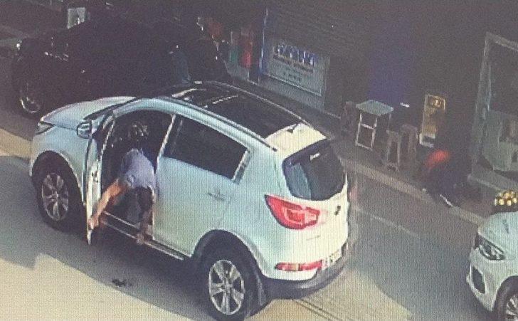 Gelin Arabalı Ve Kalaşnikoflu Soygun Girişiminin Yeni Görüntüleri Ortaya Çıktı G3