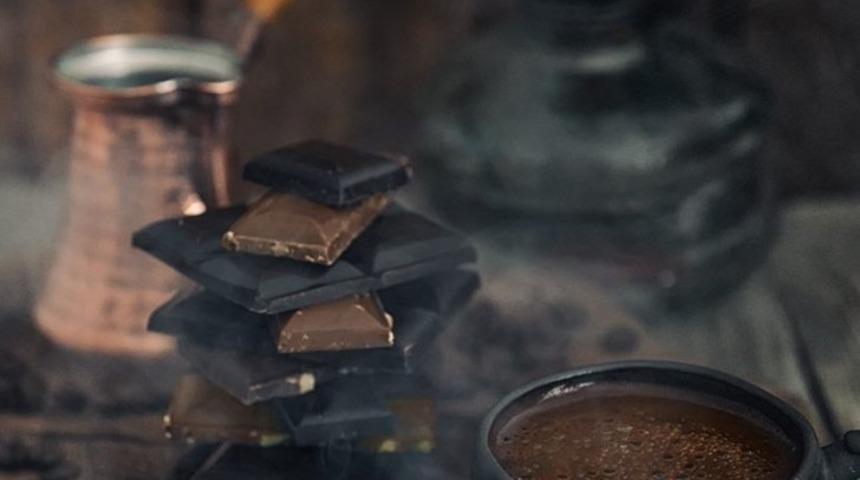 Kahve Hazzının &Ccedil;ikolata Tutkusuyla Birleştiği 10 Sunum &Ouml;nerisi