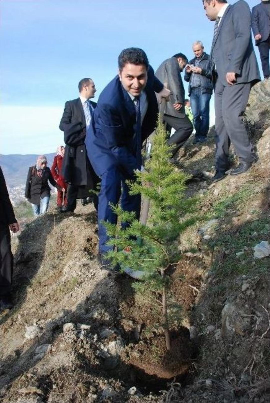 Başkan Eroğlu&rsquo;dan Ağa&ccedil; Kestiren Başkan Salman&rsquo;a Tepki