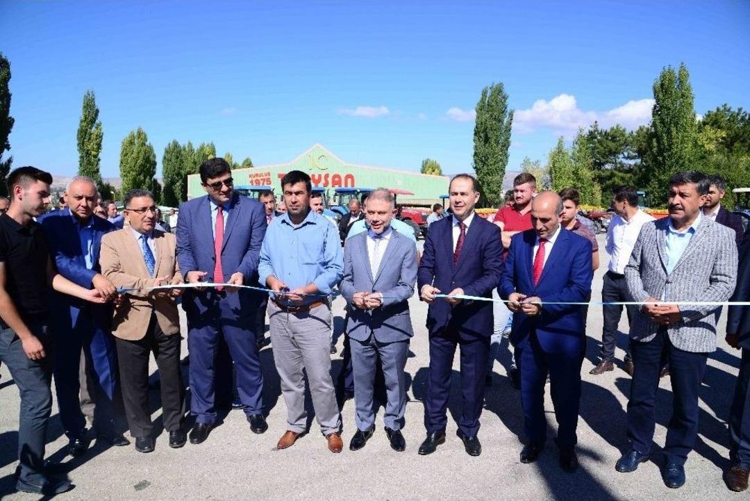 Kahramankazan Kavunu Pazara İndi