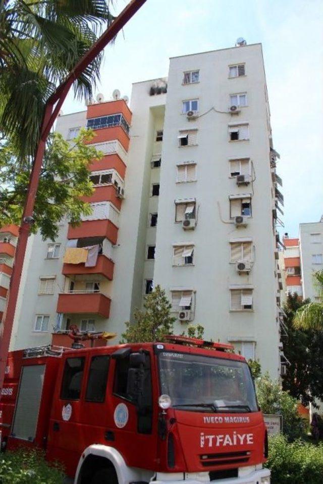 Antalya’da Asansör Makine Dairesindeki Yangın Korkuttu