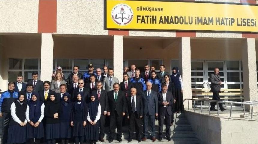 G&uuml;m&uuml;şhane&rsquo;de K&uuml;t&uuml;phane A&ccedil;ılışı