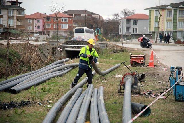 Karasu’da 6 Mahallenin Şebekesi Yenilendi