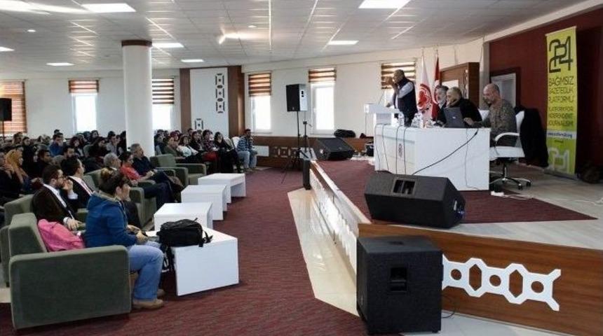 C&uuml;&rsquo;de &lsquo;haber Merkezlerinde 1 G&uuml;n&rsquo; Adlı Panel Yapıldı