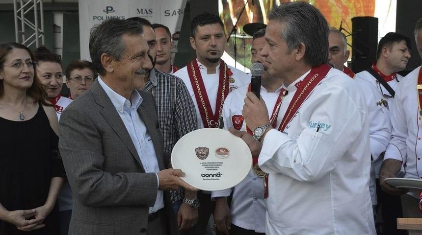 Genç Aşçılar Hünerlerini Sergiledi