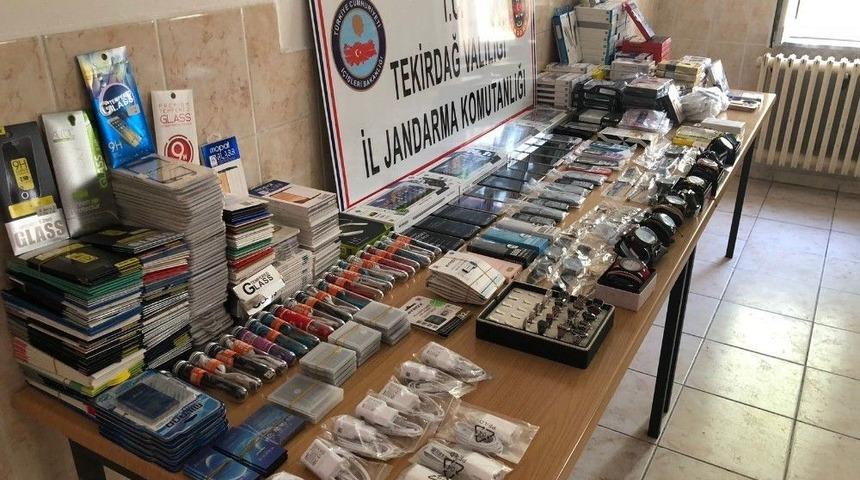 Suriyeli Şahsın Evinden Çıkanlar Şoke Etti