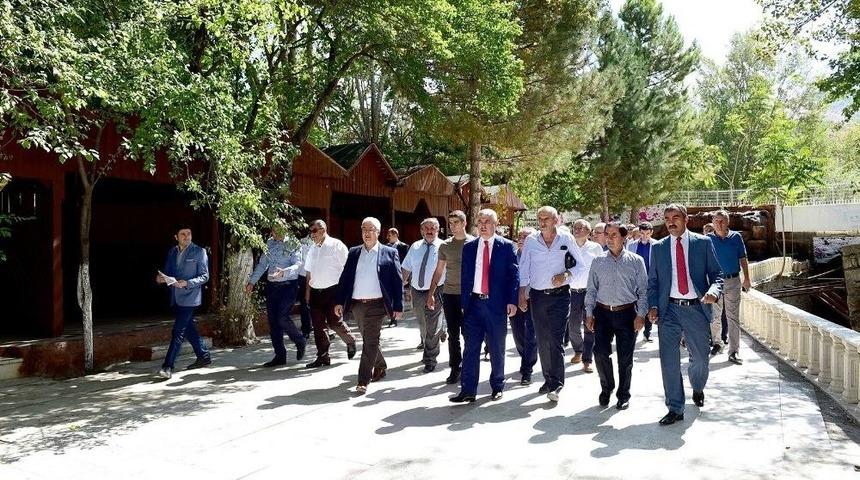 Başkan Polat, &Ccedil;alışmaları Yerinde İnceledi