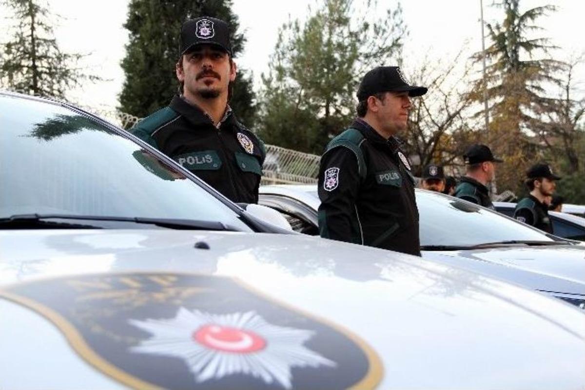Narkotim İlk G&ouml;revinde Uyuşturucu Yakaladı