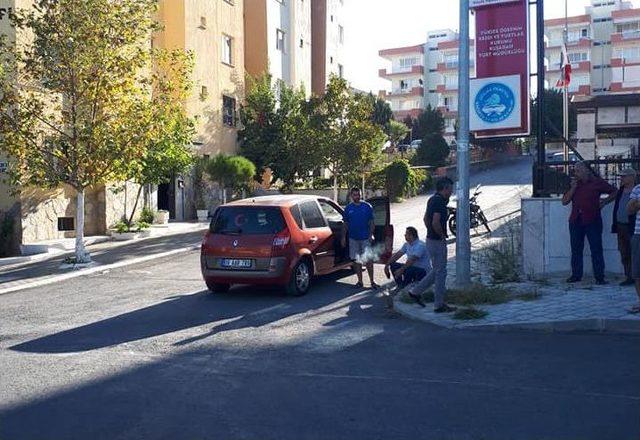 Kuşadası’nda Aynı Sokakta Peşpeşe Beşinci Kaza