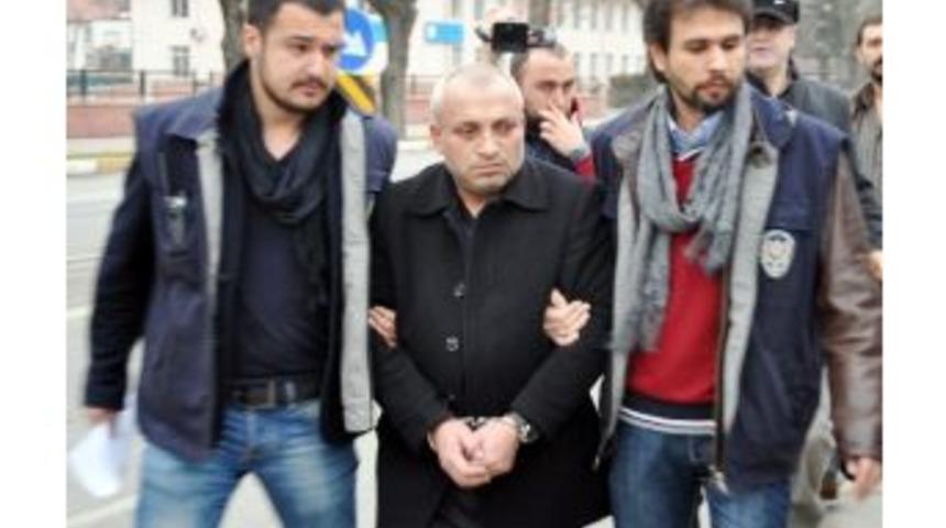 Sakarya&rsquo;da 21 Yıllık Eşini &Ouml;ld&uuml;ren 112 Şof&ouml;r&uuml; İstanbul Adli Tıp Kurumu&rsquo;nda M&uuml;şahede Altına Alınacak