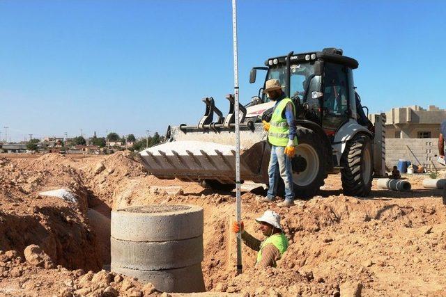 Akçakale’de Alt Yapı Çalışmaları Sürüyor