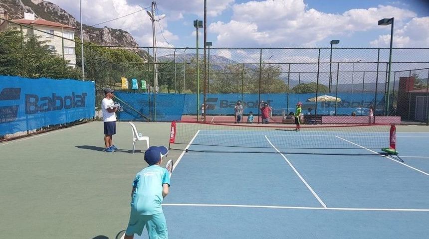 Şampiyonlar Merkezefendi&rsquo;den &Ccedil;ıktı