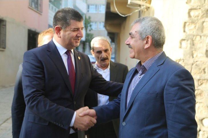 Chp Milletvekili Cavit Arı Ve Baha Ünlü Silopi’de G4