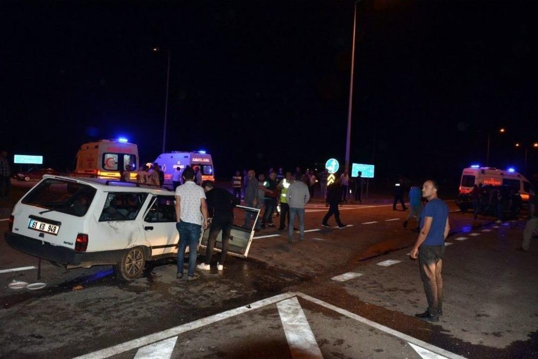 Giresun&rsquo;da Trafik Kazası: 9 Yaralı