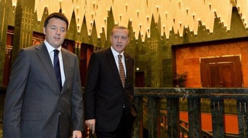 Cumhurbaşkanı Erdoğan, İtalya Başbakanı Renzi&rsquo;yi Kabul Etti