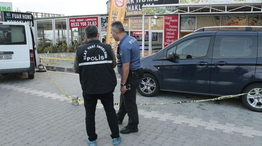 Beylikdüzü’nde Silahlı Kavga: 1’i Ağır 3 Yaralı