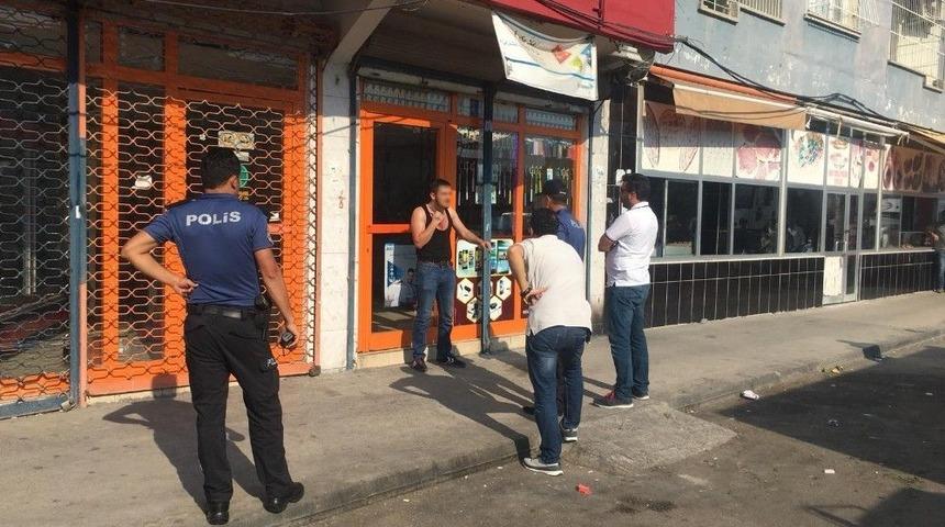 Sevgilisi Terk Edince Boğazına Bı&ccedil;ak Dayadı