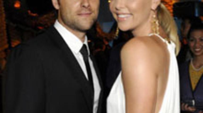 Charlize Theron Evlenecek mi?