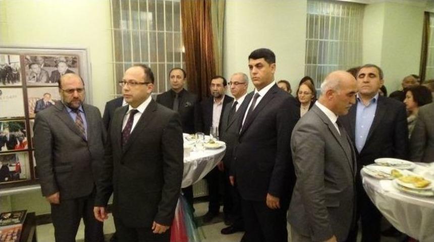 Haydar Aliyev, &Ouml;l&uuml;m&uuml;n&uuml;n 11. Yılında Kars&rsquo;ta Anıldı