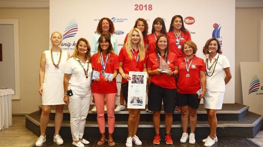 Eker&rsquo;in Kadın Y&ouml;neticileri Yelkende De Zirveyi Bırakmadı