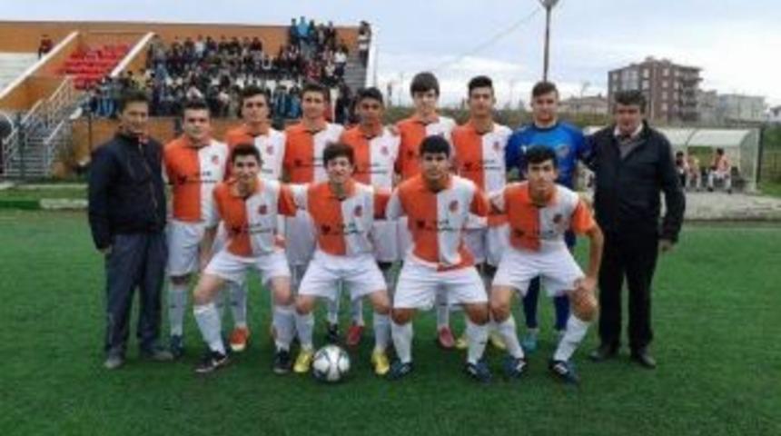 Velik&ouml;y &Ccedil;pl Bir &Uuml;st Tura &Ccedil;ıktı