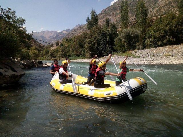 Hakkari Cilo Rafting Takımı Şampiyona Yolunda