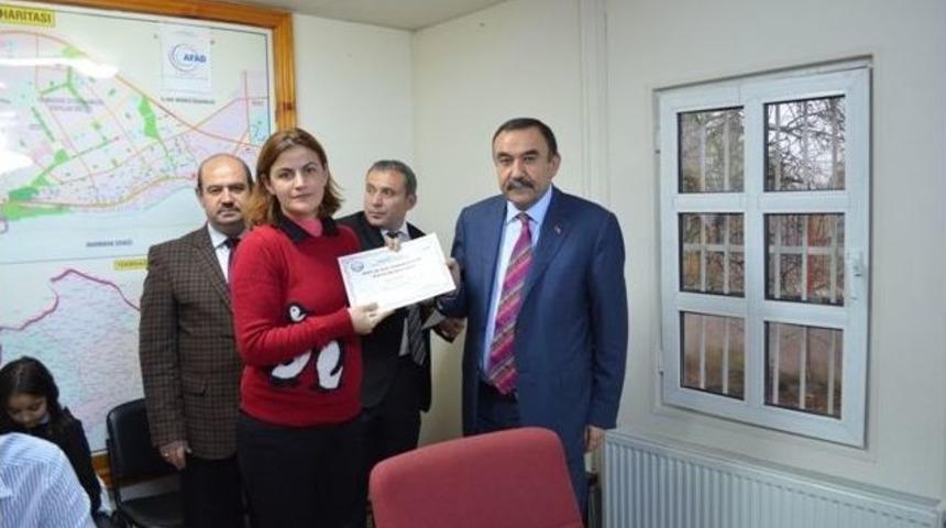 Tekirdağ&rsquo;da &rsquo;afete Hazır Okul&rsquo; Projesinde G&ouml;rev Alan &Ouml;ğretmenler Sertifikalarını Aldı