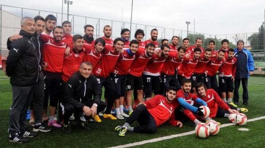 Galatasaray'ın Rakibi Hen&uuml;z 2 Yaşında