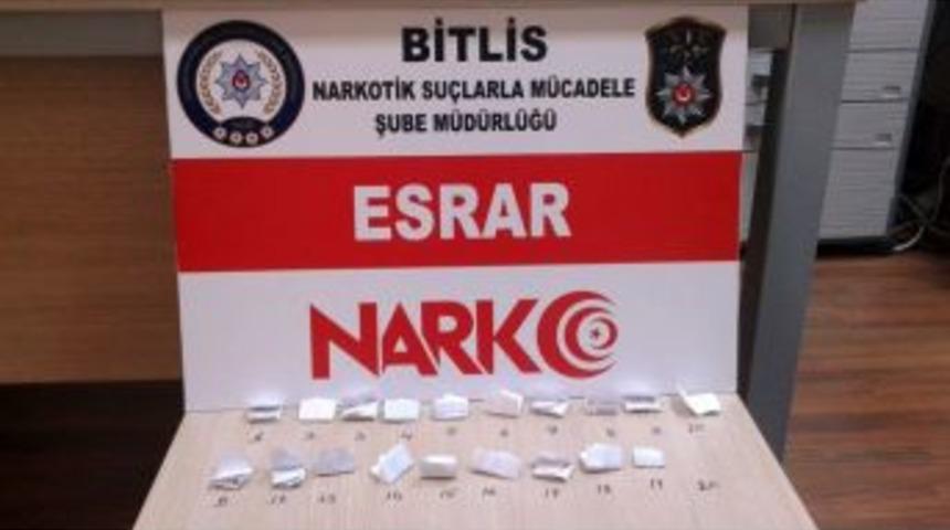 Bitlis’te Bir Şahsın Üzerinde Esrar Ele Geçirildi