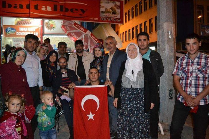 Afyonkarahisar’da Asker Adayları Birliklerine Uğurlandı G4