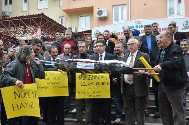 Adıyaman&rsquo;Da Aile Hekimleri İş Bıraktı 1