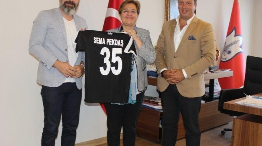 Sema Pekdaş’tan Altay’a Destek Sözü