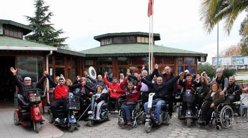 Engelliler Ara&ccedil;larına Kavuştu