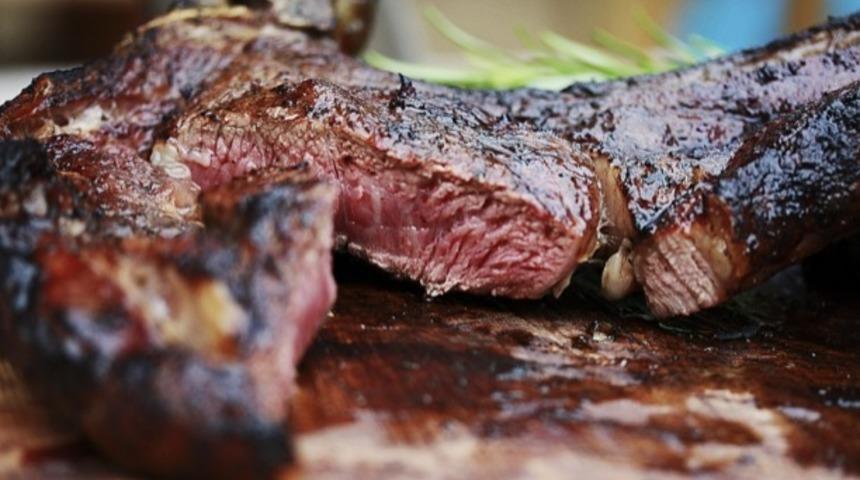 Y&uuml;kselen Steakhouse K&uuml;lt&uuml;r&uuml;n&uuml;n &Uuml;lkemizde Yarattığı 8 Şok Etkisi