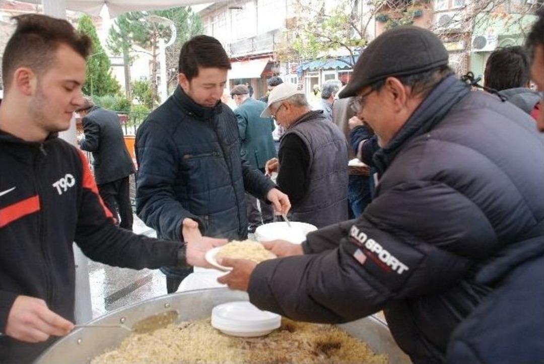 Akbulut Mevlit Okuttu