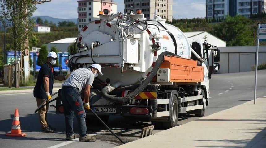 Altınordu’da Kanal Ve Mazgal Temizliği