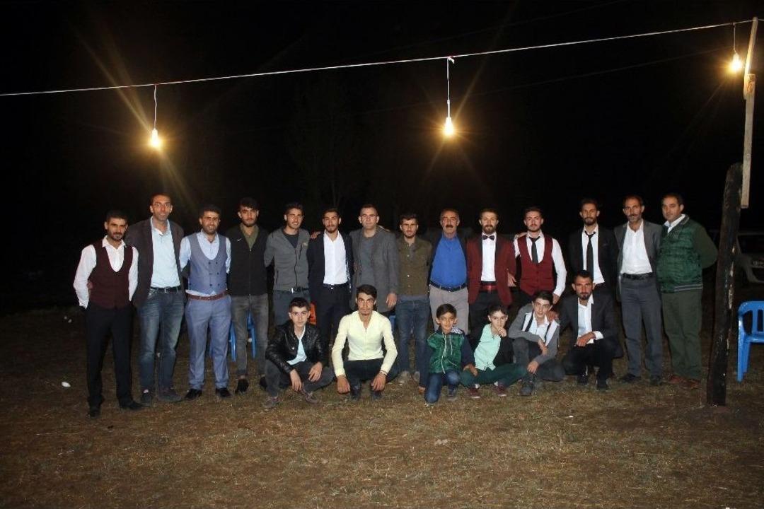 Gelenek Ve G&ouml;renekler K&ouml;y D&uuml;ğ&uuml;nlerinde Yaşatılıyor