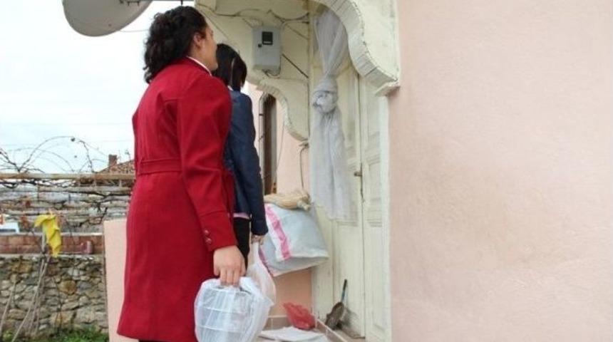 Öğrencilerden Kimsesizlere Günlük Sıcak Yemek