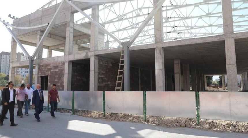 Ziya G&ouml;kalp, Sosyal Tesis Ve Modern Pazar Yerine Kavuşuyor