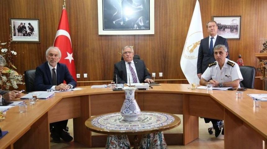 K&uuml;tahya 112 Acil &Ccedil;ağrı Merkezi M&uuml;d&uuml;r&uuml; Tamer Yiğit: Aramaların Y&uuml;zde 62&rsquo;si Asılsız