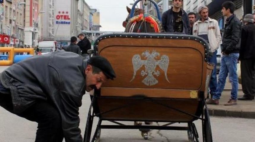 Erzurum'da Karsız Kış Festali