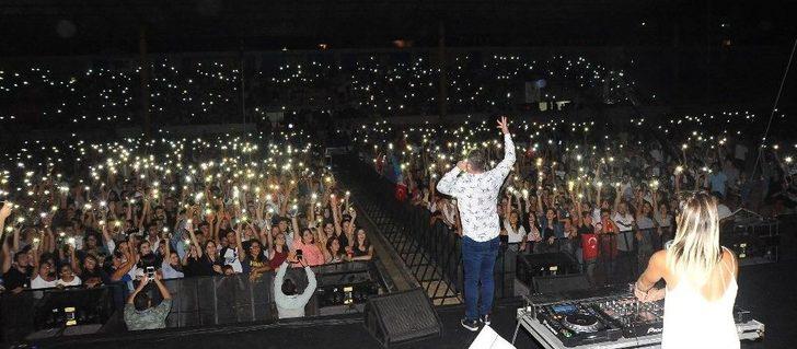 Seferihisar’da Muhteşem Kutlama G3