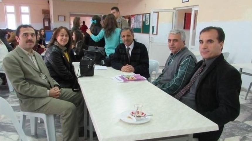 Liseli Gen&ccedil;lerin &Uuml;niversite Ziyareti