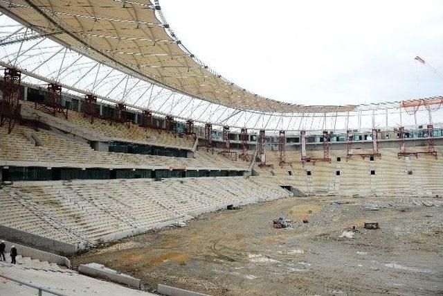 Bursa Stadyumuna Haziran 2015’te Kavuşuyor
