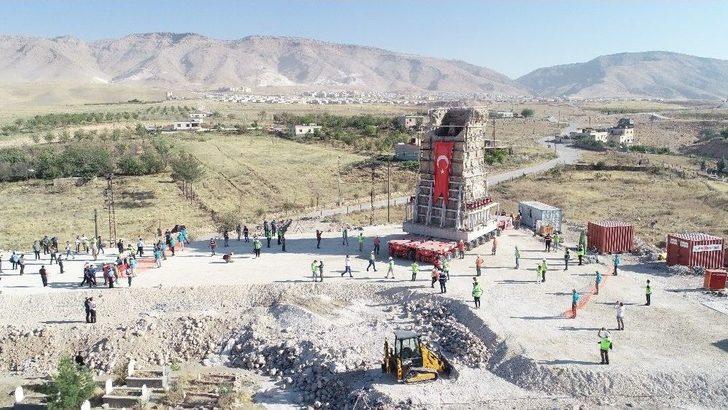 İmam Abdullah Türbesi’nin Minaresi Taşındı G3