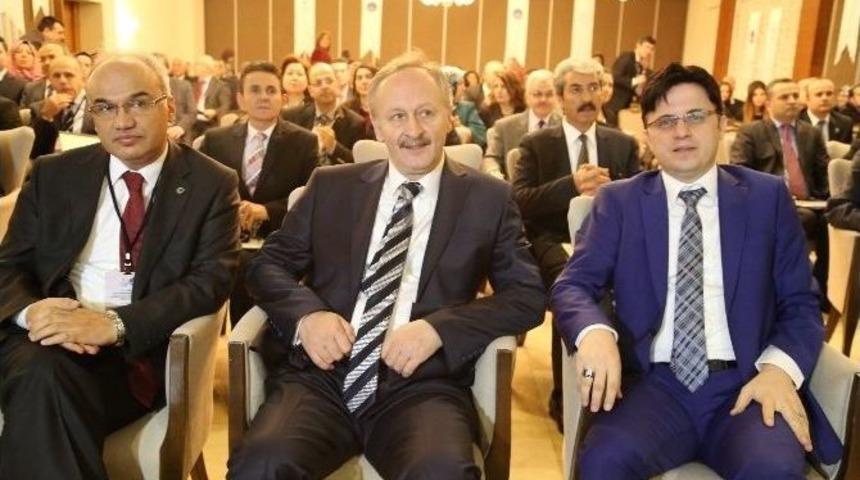 Kyk Değişim Ve D&ouml;n&uuml;ş&uuml;m &Ccedil;alıştayı Başladı